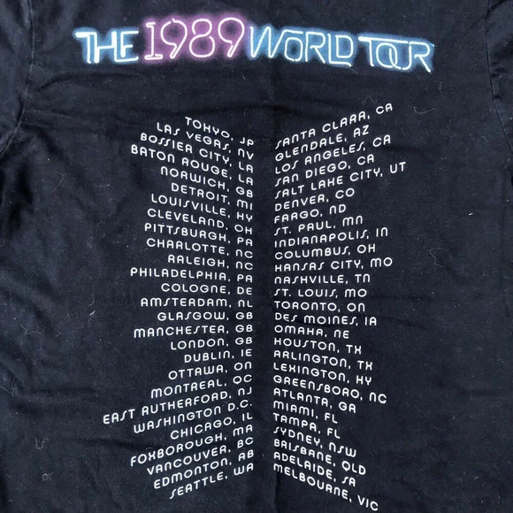 Taylor Swift 1989 World Tour T-Shirt Black Pink Neon Sign Adult Small Crewneck - Picture 4 of 7